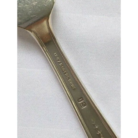 1847 ROGERS BROS INTL SILVERPLATE MASTER BUTTER KNIFE 1924 ANCESTRAL PATTERN 7" - Picture 9 of 9